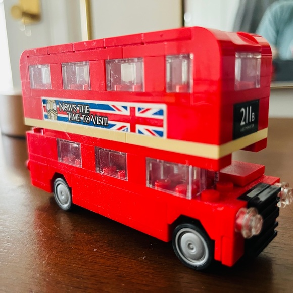 Lego Other - LEGO Authentic London Double-Decker Red Bus